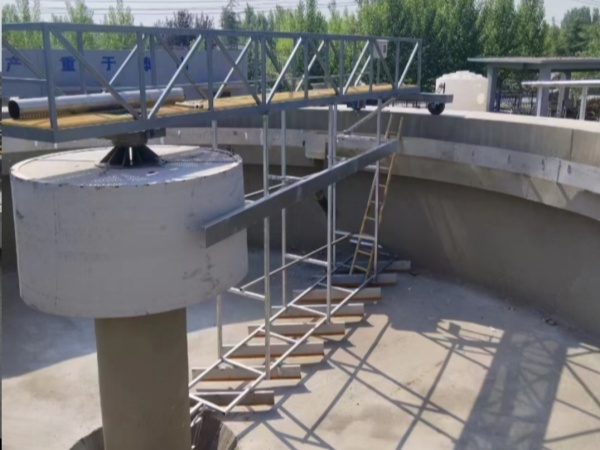 福建行车式刮吸泥机定做